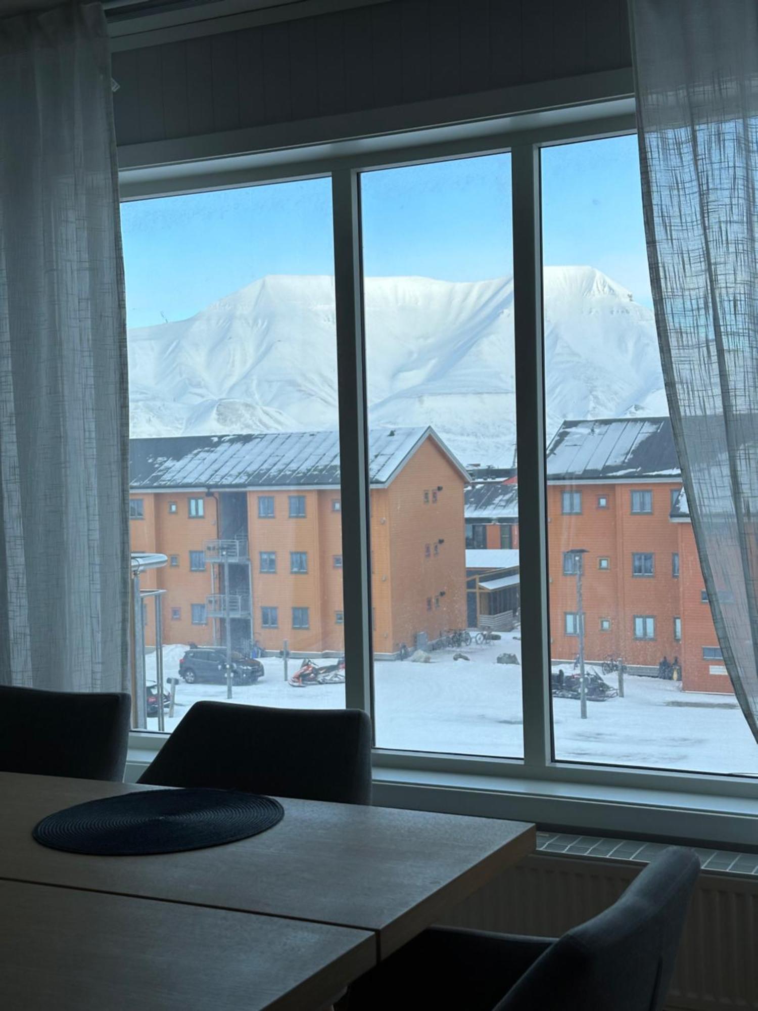 Longyearbyen Apartment Buitenkant foto