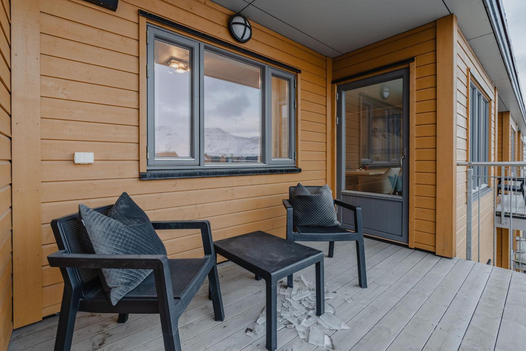 Longyearbyen Apartment Buitenkant foto